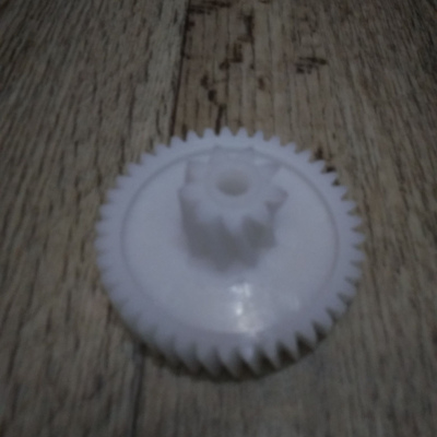 Шестерня средняя для мясорубки Zelmer